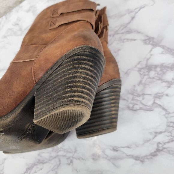 Lucky Brand Tommie Women's Brown Leather Ankle Boots with Buckle Detail - Picture 10 of 12